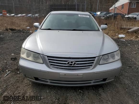 2008 Hyundai Azera Limited with VIN KMHFC46F98A302912, listed as a Copart auction lot 46301935 with Not provided miles and Salvage title. Bid and sale history available at DreamBid. Image 5.