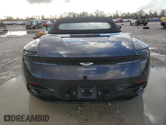 ✅ 2020 Aston Martin DB11 • VIN: SCFRMFCW6LGM09132 • Лот: 85471884. Опубликован ранее на Copart с пробегом Не указан. Бесплатный доступ к архиву аукционных продаж из США и подробный отчёт об истории автомобиля на DreamBid. Изображение 6.