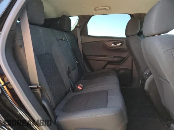 ✅ 2022 Chevrolet Blazer LT • VIN: 3GNKBCR45NS135797 • Lot: 72015815. Wystawiony na Copart z przebiegiem 135 318 mil. Bezpłatny archiwum sprzedaży aukcyjnych z USA i szczegółowy raport historii pojazdu na DreamBid. Zdjęcie 11.