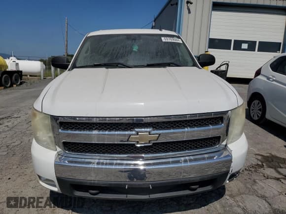 ✅ 2008 Chevrolet Silverado 1500 1LT • VIN: 2GCEK13J781247929 • Lot: 69769084. Listed on Copart with 330,933 mi. Free auction sales archive from the USA and detailed vehicle history report at DreamBid. Image 5.