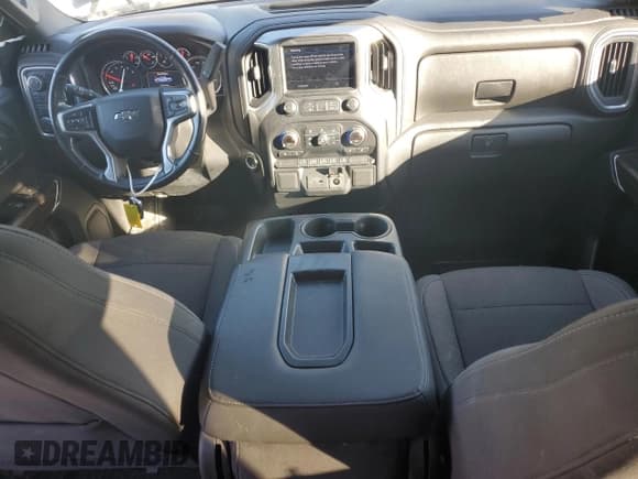 ✅ 2019 Chevrolet Silverado 1500 RST • VIN: 1GCRYEED6KZ414147 • Lot: 77144244. Wystawiony na Copart z przebiegiem 130 015 mil. Bezpłatny archiwum sprzedaży aukcyjnych z USA i szczegółowy raport historii pojazdu na DreamBid. Zdjęcie 8.