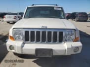 ✅ 2006 Jeep Commander Limited • VIN: 1J8HH58N06C355663 • Lot: 46853945. Wystawiony na Copart z przebiegiem 198 178 mil. Bezpłatny archiwum sprzedaży aukcyjnych z USA i szczegółowy raport historii pojazdu na DreamBid. Zdjęcie 5.