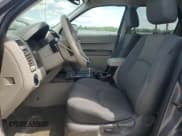 ✅ 2008 Mazda Tribute Touring • VIN: 4F2CZ02ZX8KM20279 • Lot: 53991495. Wystawiony na Copart z przebiegiem 227 418 mil. Bezpłatny archiwum sprzedaży aukcyjnych z USA i szczegółowy raport historii pojazdu na DreamBid. Zdjęcie 7.