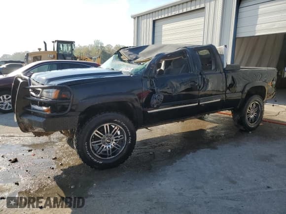 ✅ 2006 Chevrolet Silverado 1500 LT2 • VIN: 1GCEK19B66Z194709 • Лот: 50185675. Опубликован ранее на Copart с пробегом Не указан. Бесплатный доступ к архиву аукционных продаж из США и подробный отчёт об истории автомобиля на DreamBid. Изображение 1.