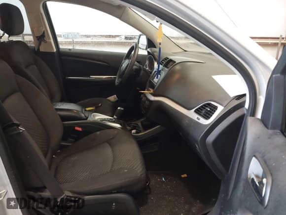 ✅ 2014 Dodge Journey SXT • VIN: 3C4PDCBB1ET166282 • Лот: 43500653. Опубликован ранее на IAAI с пробегом 179 679 миль. Бесплатный доступ к архиву аукционных продаж из США и подробный отчёт об истории автомобиля на DreamBid. Изображение 5.