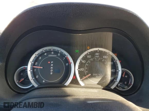 ✅ 2011 Acura TSX • VIN: JH4CW2H57BC002710 • Lot: 82993624. Listed on Copart with 205,747 mi. Free auction sales archive from the USA and detailed vehicle history report at DreamBid. Image 9.