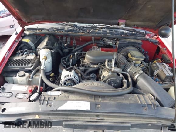 ✅ 1997 Chevrolet S-10 LS • VIN: 1GCCS19X7VK172454 • Лот: 41995993. Опубликован ранее на IAAI с пробегом 305 785 миль. Бесплатный доступ к архиву аукционных продаж из США и подробный отчёт об истории автомобиля на DreamBid. Изображение 10.