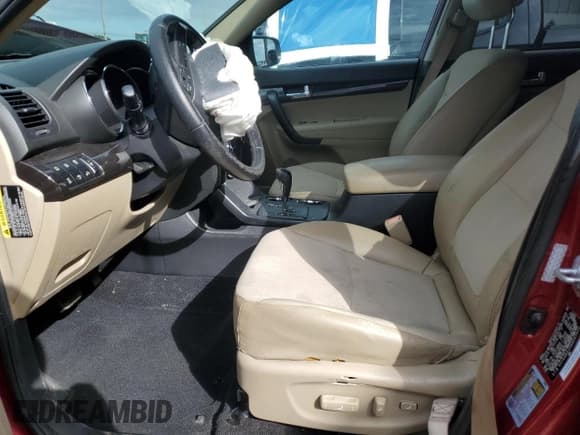 ✅ 2011 Kia Sorento EX • VIN: 5XYKUDA2XBG063026 • Лот: 89539875. Опубликован ранее на Copart с пробегом Не указан. Бесплатный доступ к архиву аукционных продаж из США и подробный отчёт об истории автомобиля на DreamBid. Изображение 7.