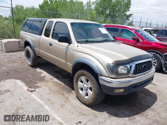✅ 2004 Toyota Tacoma • VIN: 5TEWN72N24Z400709 • Lot: 42587330. Wystawiony na IAAI z przebiegiem 279 453 mil. Bezpłatny archiwum sprzedaży aukcyjnych z USA i szczegółowy raport historii pojazdu na DreamBid. Zdjęcie 1.