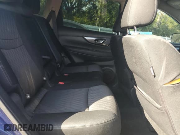 ✅ 2017 Nissan Rogue SV • VIN: KNMAT2MTXHP501301 • Lot: 91376375. Listed on Copart with 83,993 mi. Free auction sales archive from the USA and detailed vehicle history report at DreamBid. Image 11.