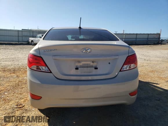 ✅ 2016 Hyundai Accent SE • VIN: KMHCT4AE8GU007671 • Лот: 76767774. Опубликован ранее на Copart с пробегом 122 864 миль. Бесплатный доступ к архиву аукционных продаж из США и подробный отчёт об истории автомобиля на DreamBid. Изображение 6.
