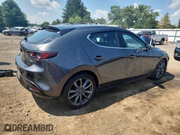 ✅ 2019 Mazda 3 • VIN: JM1BPALM7K1106225 • Лот: 66733465. Опубликован ранее на Copart с пробегом 41 035 миль. Бесплатный доступ к архиву аукционных продаж из США и подробный отчёт об истории автомобиля на DreamBid. Изображение 3.