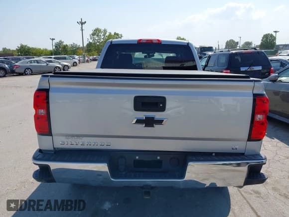 ✅ 2016 Chevrolet Silverado 1500 LT • VIN: 1GCVKREC8GZ387507 • Лот: 43185048. Опубликован ранее на IAAI с пробегом 63 017 миль. Бесплатный доступ к архиву аукционных продаж из США и подробный отчёт об истории автомобиля на DreamBid. Изображение 17.