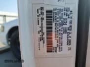 ✅ 1998 Ford Crown Victoria • VIN: 2FAFP73W7WX100837 • Lot: 44752675. Wystawiony na Copart z przebiegiem 305 554 mil. Bezpłatny archiwum sprzedaży aukcyjnych z USA i szczegółowy raport historii pojazdu na DreamBid. Zdjęcie 14.