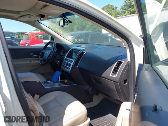 ✅ 2008 Ford Edge Limited • VIN: 2FMDK49C48BB49310 • Lot: 42924817. Wystawiony na IAAI z przebiegiem 250 604 mil. Bezpłatny archiwum sprzedaży aukcyjnych z USA i szczegółowy raport historii pojazdu na DreamBid. Zdjęcie 5.