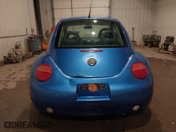✅ 2000 Volkswagen Beetle GLS • VIN: 3VWCF21C7YM453148 • Лот: 40923601. Опубликован ранее на IAAI с пробегом 204 533 миль. Бесплатный доступ к архиву аукционных продаж из США и подробный отчёт об истории автомобиля на DreamBid. Изображение 16.