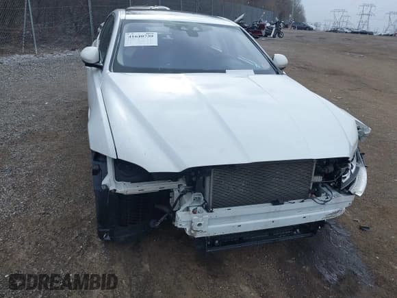 ✅ 2016 Jaguar XF 35t Prestige • VIN: SAJBK4BV9GCY11955 • Lot: 41640739. Wystawiony na IAAI z przebiegiem 83 047 mil. Bezpłatny archiwum sprzedaży aukcyjnych z USA i szczegółowy raport historii pojazdu na DreamBid. Zdjęcie 17.