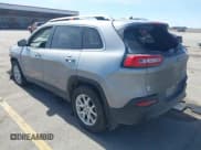 ✅ 2016 Jeep Cherokee Latitude • VIN: 1C4PJMCS4GW194491 • Лот: 41758324. Опубликован ранее на IAAI с пробегом 142 233 миль. Бесплатный доступ к архиву аукционных продаж из США и подробный отчёт об истории автомобиля на DreamBid. Изображение 3.
