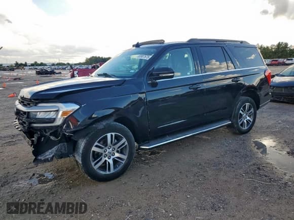 ✅ 2022 Ford Expedition XLT • VIN: 1FMJU1HT6NEA08154 • Lot: 83987675. Wystawiony na Copart z przebiegiem 78 171 mil. Bezpłatny archiwum sprzedaży aukcyjnych z USA i szczegółowy raport historii pojazdu na DreamBid. Zdjęcie 1.