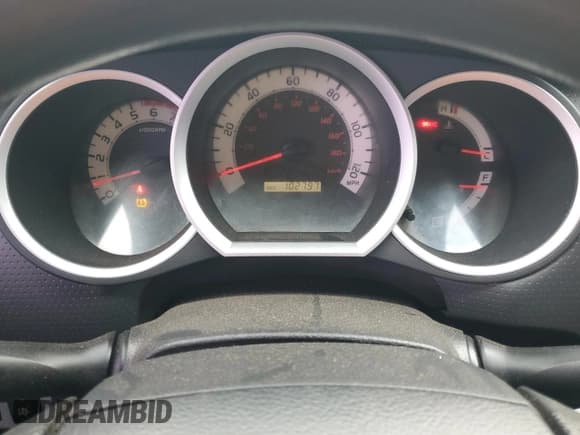 ✅ 2013 Toyota Tacoma • VIN: 5TFNX4CN8DX020414 • Lot: 92275125. Listed on Copart with 102,797 mi. Free auction sales archive from the USA and detailed vehicle history report at DreamBid. Image 9.