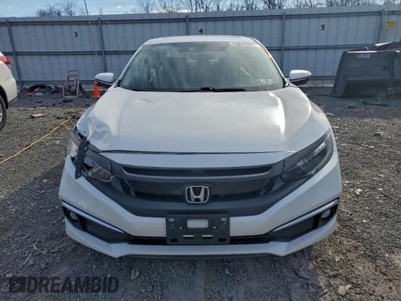 ✅ 2019 Honda Civic Touring • VIN: 19XFC1F96KE200579 • Лот: 93822055. Опубликован ранее на Copart с пробегом 101 810 миль. Бесплатный доступ к архиву аукционных продаж из США и подробный отчёт об истории автомобиля на DreamBid. Изображение 5.