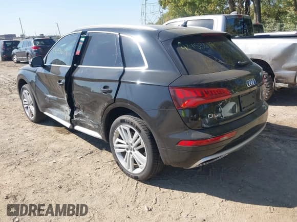 ✅ 2018 Audi Q5 Prestige • VIN: WA1CNAFY2J2099597 • Lot: 43453619. Listed on IAAI with 82,168 mi. Free auction sales archive from the USA and detailed vehicle history report at DreamBid. Image 3.