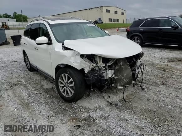 ✅ 2015 Nissan Pathfinder SL • VIN: 5N1AR2MN2FC677002 • Lot: 55322355. Wystawiony na Copart z przebiegiem Nie podano. Bezpłatny archiwum sprzedaży aukcyjnych z USA i szczegółowy raport historii pojazdu na DreamBid. Zdjęcie 15.