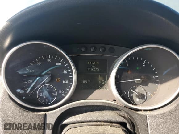 ✅ 2011 Mercedes-Benz M 350 • VIN: 4JGBB2FBXBA690193 • Лот: 66265635. Опубликован ранее на Copart с пробегом 116 275 миль. Бесплатный доступ к архиву аукционных продаж из США и подробный отчёт об истории автомобиля на DreamBid. Изображение 9.