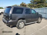 ✅ 2010 Chevrolet Tahoe LT • VIN: 1GNMCBE34AR169983 • Lot: 81857125. Wystawiony na Copart z przebiegiem 197 751 mil. Bezpłatny archiwum sprzedaży aukcyjnych z USA i szczegółowy raport historii pojazdu na DreamBid. Zdjęcie 3.