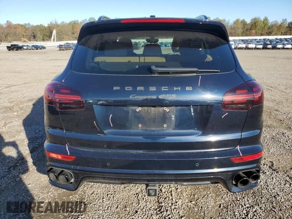✅ 2016 Porsche Cayenne GTS • VIN: WP1AD2A24GLA79099 • Lot: 82627875. Wystawiony na Copart z przebiegiem 87 515 mil. Bezpłatny archiwum sprzedaży aukcyjnych z USA i szczegółowy raport historii pojazdu na DreamBid. Zdjęcie 6.