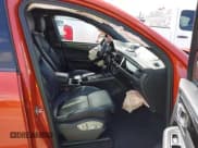 ✅ 2022 Porsche Macan • VIN: WP1AA2A58NLB02500 • Lot: 41814621. Wystawiony na IAAI z przebiegiem 54 765 mil. Bezpłatny archiwum sprzedaży aukcyjnych z USA i szczegółowy raport historii pojazdu na DreamBid. Zdjęcie 5.