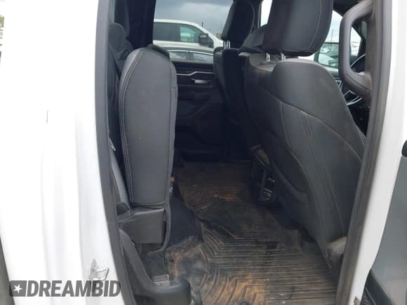 ✅ 2021 Ram 1500 Big Horn • VIN: 1C6SRFBT8MN587833 • Lot: 42649931. Listed on IAAI with 115,013 mi. Free auction sales archive from the USA and detailed vehicle history report at DreamBid. Image 8.