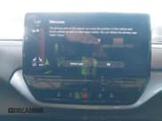 ✅ 2023 Volkswagen ID.4 Pro • VIN: 1V2VMPE80PC035081 • Lot: 43117225. Wystawiony na IAAI z przebiegiem 31 025 mil. Bezpłatny archiwum sprzedaży aukcyjnych z USA i szczegółowy raport historii pojazdu na DreamBid. Zdjęcie 19.