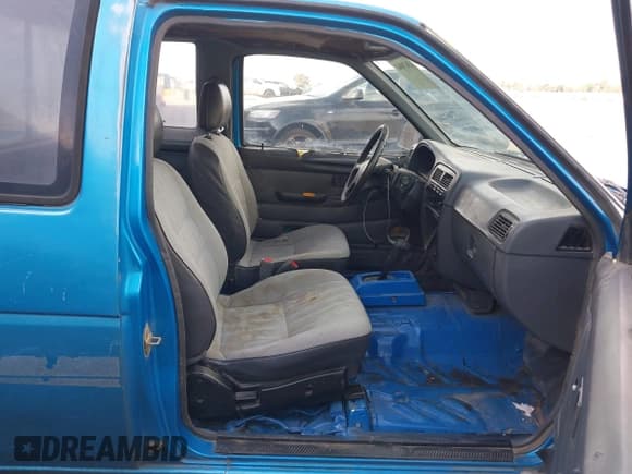 ✅ 1995 Nissan Frontier • VIN: 1N6SD16S7SC327828 • Лот: 43670041. Опубликован ранее на IAAI с пробегом 475 594 миль. Бесплатный доступ к архиву аукционных продаж из США и подробный отчёт об истории автомобиля на DreamBid. Изображение 5.