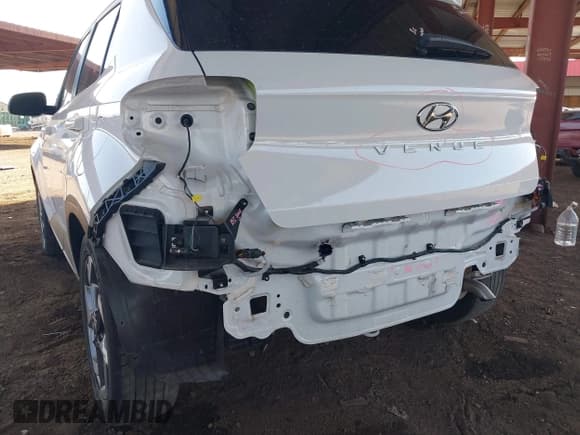 ✅ 2023 Hyundai Venue SEL • VIN: KMHRC8A35PU248846 • Lot: 42034514. Listed on IAAI with 23,910 mi. Free auction sales archive from the USA and detailed vehicle history report at DreamBid. Image 6.