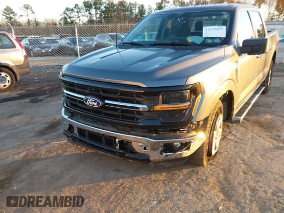 ✅ 2025 Ford F-150 XLT • VIN: 1FTEW3LP0SKE07175 • Лот: 43777927. Опубликован ранее на IAAI с пробегом 14 194 миль. Бесплатный доступ к архиву аукционных продаж из США и подробный отчёт об истории автомобиля на DreamBid. Изображение 6.