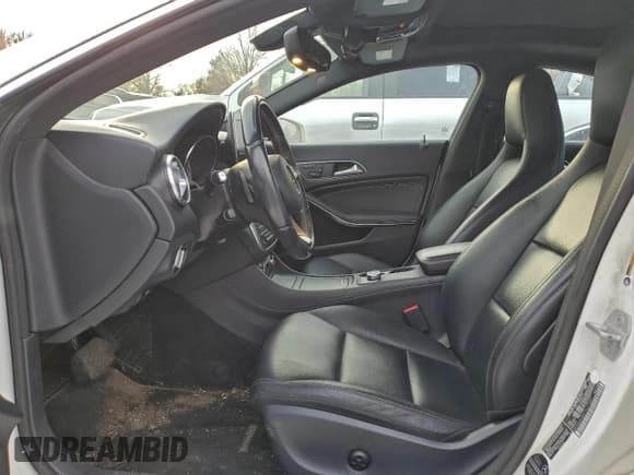 ✅ 2015 Mercedes-Benz CLA 250 • VIN: WDDSJ4GB0FN177587 • Lot: 95689595. Listed on Copart with 117,203 mi. Free auction sales archive from the USA and detailed vehicle history report at DreamBid. Image 7.