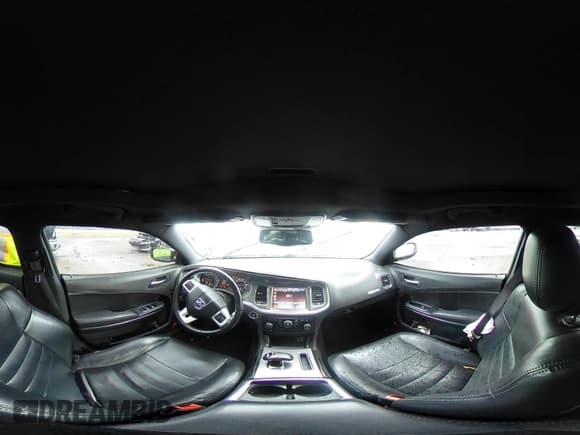 ✅ 2013 Dodge Charger SXT Plus • VIN: 2C3CDXHG2DH669792 • Lot: 43546602. Wystawiony na IAAI z przebiegiem 144 471 mil. Bezpłatny archiwum sprzedaży aukcyjnych z USA i szczegółowy raport historii pojazdu na DreamBid. Zdjęcie 18.