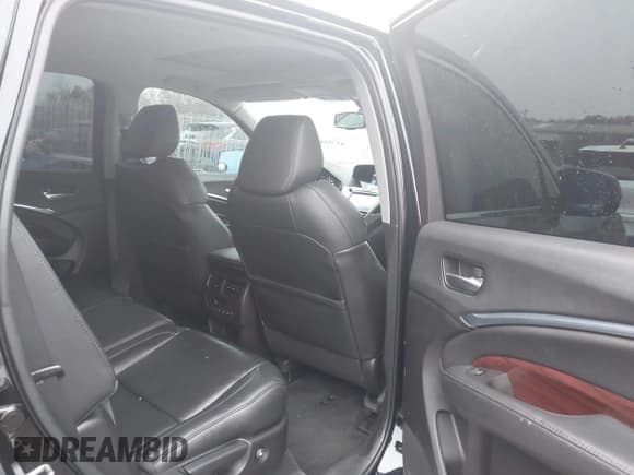 ✅ 2015 Acura MDX • VIN: 5FRYD4H22FB020117 • Lot: 43751833. Listed on IAAI with 178,129 mi. Free auction sales archive from the USA and detailed vehicle history report at DreamBid. Image 8.