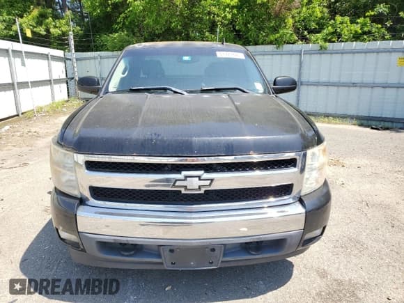 ✅ 2008 Chevrolet Silverado 1500 2LT • VIN: 2GCEC190881175974 • Lot: 51721825. Wystawiony na Copart z przebiegiem 199 809 mil. Bezpłatny archiwum sprzedaży aukcyjnych z USA i szczegółowy raport historii pojazdu na DreamBid. Zdjęcie 5.