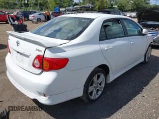 ✅ 2010 Toyota Corolla XRS • VIN: 2T1BE4EE3AC037590 • Lot: 43072363. Listed on IAAI with 171,545 mi. Free auction sales archive from the USA and detailed vehicle history report at DreamBid. Image 4.
