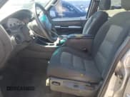 ✅ 2004 Ford Explorer Sport Trac XLS • VIN: 1FMZU67K34UB93390 • Lot: 53912075. Wystawiony na Copart z przebiegiem 220 520 mil. Bezpłatny archiwum sprzedaży aukcyjnych z USA i szczegółowy raport historii pojazdu na DreamBid. Zdjęcie 7.