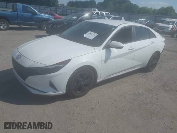 ✅ 2023 Hyundai Elantra SEL • VIN: 5NPLM4AG8PH112935 • Lot: 43342599. Listed on IAAI with 66,426 mi miles. Access the free auction sales archive from the USA and view a detailed vehicle history report at DreamBid. Image 21.