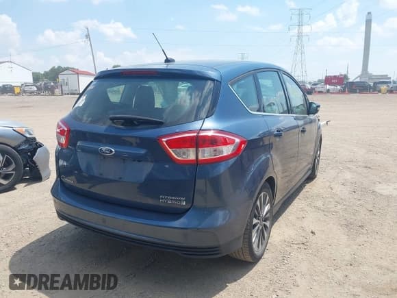 ✅ 2018 Ford C-Max Titanium • VIN: 1FADP5DU4JL104522 • Lot: 42605939. Wystawiony na IAAI z przebiegiem 123 384 mil. Bezpłatny archiwum sprzedaży aukcyjnych z USA i szczegółowy raport historii pojazdu na DreamBid. Zdjęcie 4.