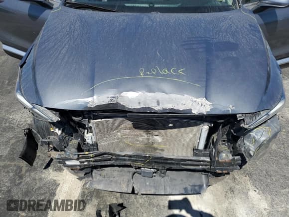 ✅ 2020 Hyundai Santa Fe SE • VIN: 5NMS23ADXLH141281 • Лот: 72071475. Опубликован ранее на Copart с пробегом Не указан. Бесплатный доступ к архиву аукционных продаж из США и подробный отчёт об истории автомобиля на DreamBid. Изображение 11.
