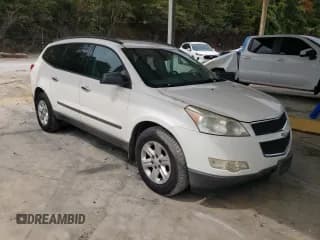 ✅ 2011 Chevrolet Traverse LS • VIN: 1GNKRFED9BJ279675 • Lot: 71070054. Wystawiony na Copart z przebiegiem 143 055 mil. Bezpłatny archiwum sprzedaży aukcyjnych z USA i szczegółowy raport historii pojazdu na DreamBid. Zdjęcie 4.