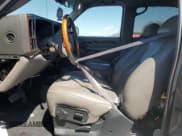 ✅ 2001 Chevrolet Silverado 2500HD • VIN: 1GCHK23161F128318 • Lot: 70668355. Wystawiony na Copart z przebiegiem Nie podano. Bezpłatny archiwum sprzedaży aukcyjnych z USA i szczegółowy raport historii pojazdu na DreamBid. Zdjęcie 7.