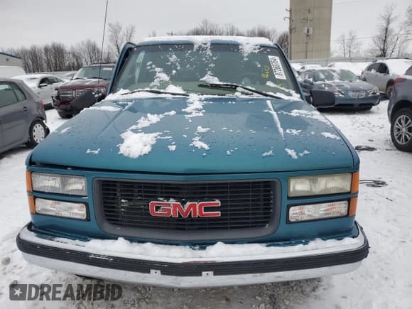 ✅ 1998 GMC Sierra 1500 • VIN: 1GTEC14R7WZ530823 • Лот: 87260764. Опубликован ранее на Copart с пробегом 205 142 миль. Бесплатный доступ к архиву аукционных продаж из США и подробный отчёт об истории автомобиля на DreamBid. Изображение 5.