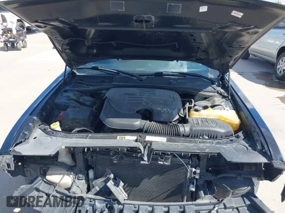 2015 Dodge Challenger SXT z VIN 2C3CDZAG3FH709256, wystawiony jako IAAI lot #43387205 z przebiegiem 112 816 mil mil oraz . Historia ofert i sprzedaży dostępna na DreamBid. Obrazek 10.