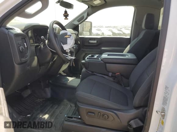 ✅ 2022 Chevrolet Silverado 1500 • VIN: 1GB0WLE76NF200024 • Лот: 66883294. Опубликован ранее на Copart с пробегом 16 377 миль. Бесплатный доступ к архиву аукционных продаж из США и подробный отчёт об истории автомобиля на DreamBid. Изображение 7.